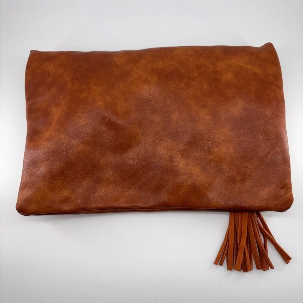 Shiraleah Faux Leather Verena Zip Fold Clutch Bag With Tassel